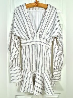 C/MEO Collective Moment Apart Dress NWT Small